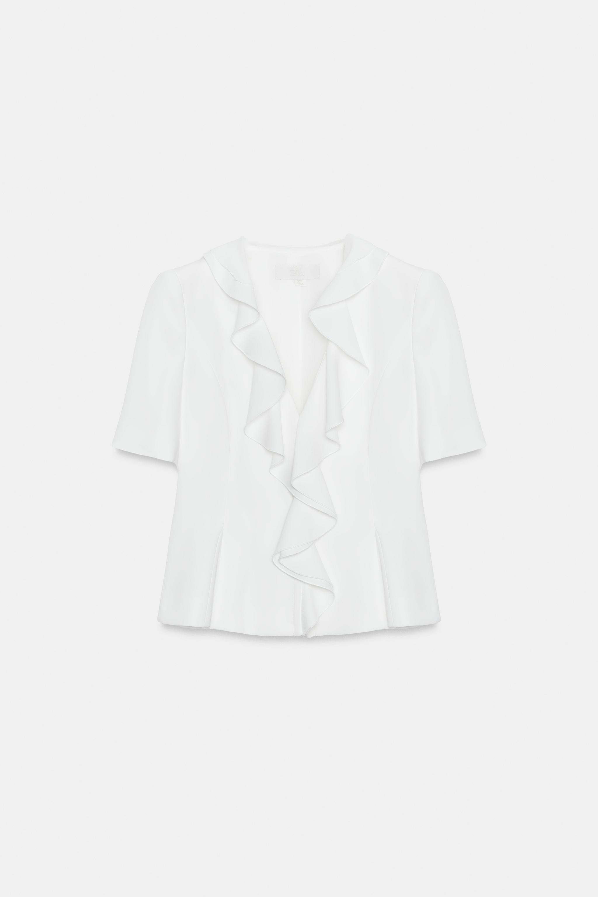 RUFFLED SHORT SLEEVE BLAZER